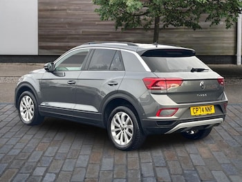 Used Volkswagen T-Roc 2025 for sale - 76121427: Photo