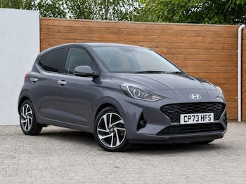 Used Hyundai i10 2023 for sale - 79725958: Photo