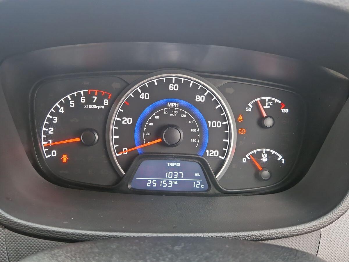 Used Hyundai i10 2019 for sale - 76865430: Photo 14