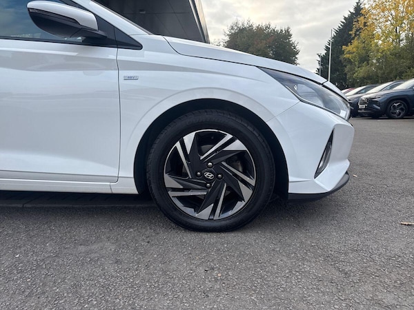 Used Hyundai i20 2023 for sale - 76122363: Photo 9