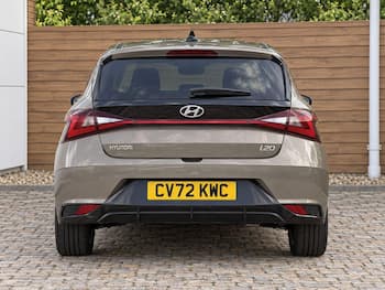Used Hyundai i20 2022 for sale - 79727204: Photo