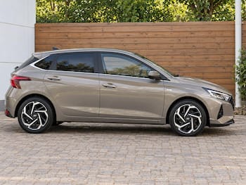 Used Hyundai i20 2022 for sale - 79727204: Photo
