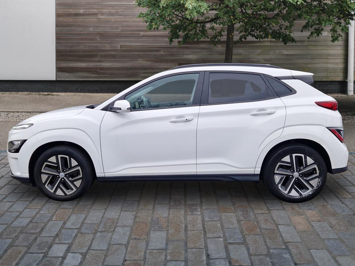 Used Hyundai KONA 2021 for sale - 76865435: Photo 6