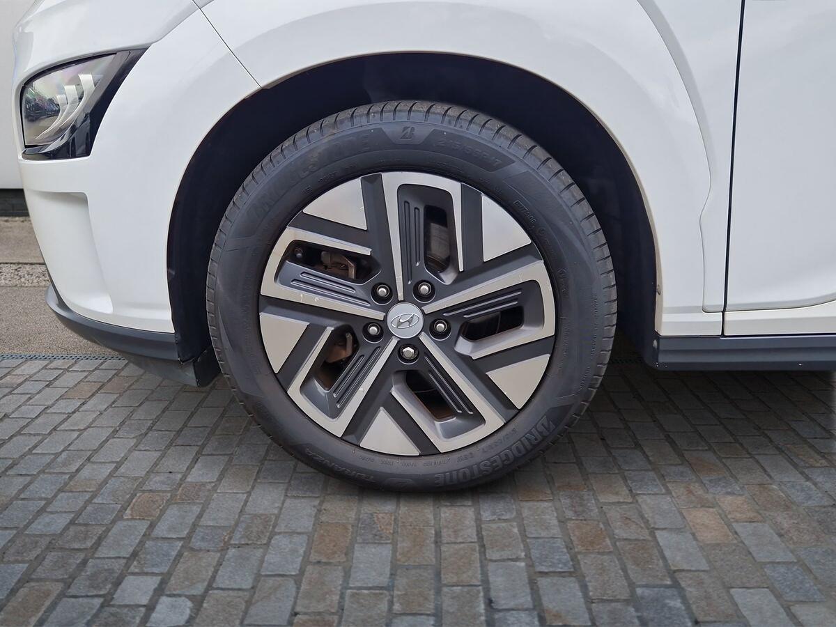 Used Hyundai KONA 2021 for sale - 76865435: Photo 9