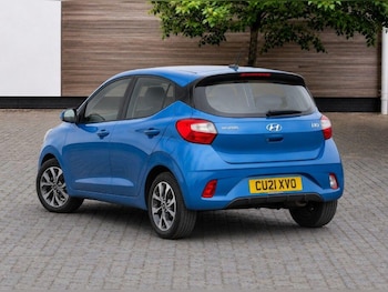 Used Hyundai i10 2021 for sale - 78958300: Photo