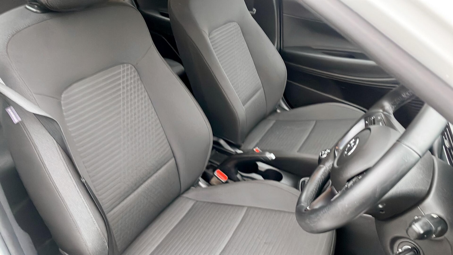 Used Hyundai i20 2021 for sale - 76122963: Photo 18