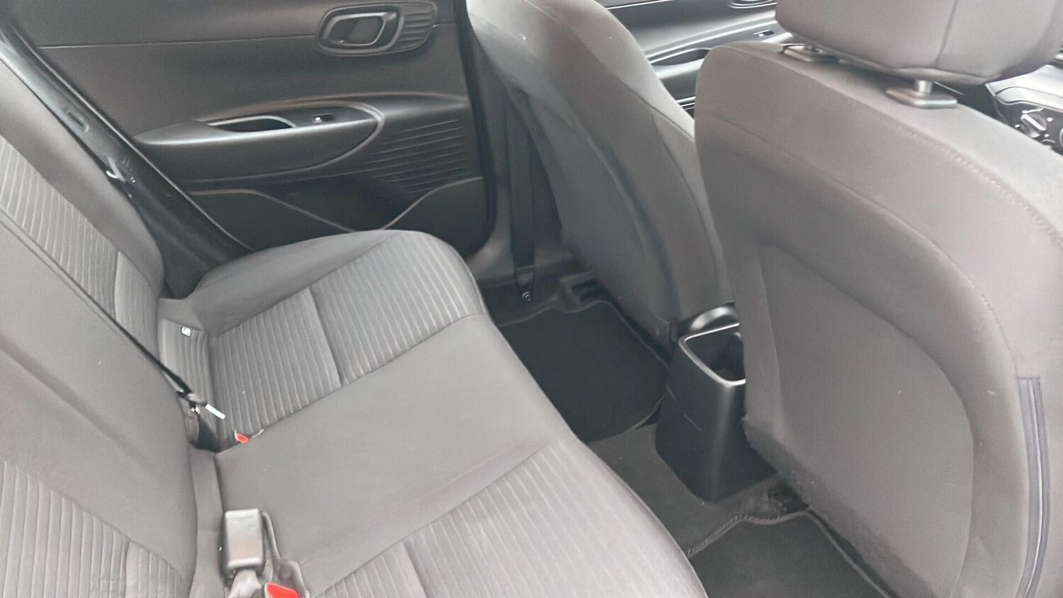 Used Hyundai i20 2021 for sale - 76122963: Photo 30