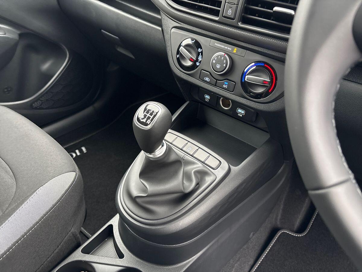 Used Hyundai i10 for sale - 77174524: Photo 10