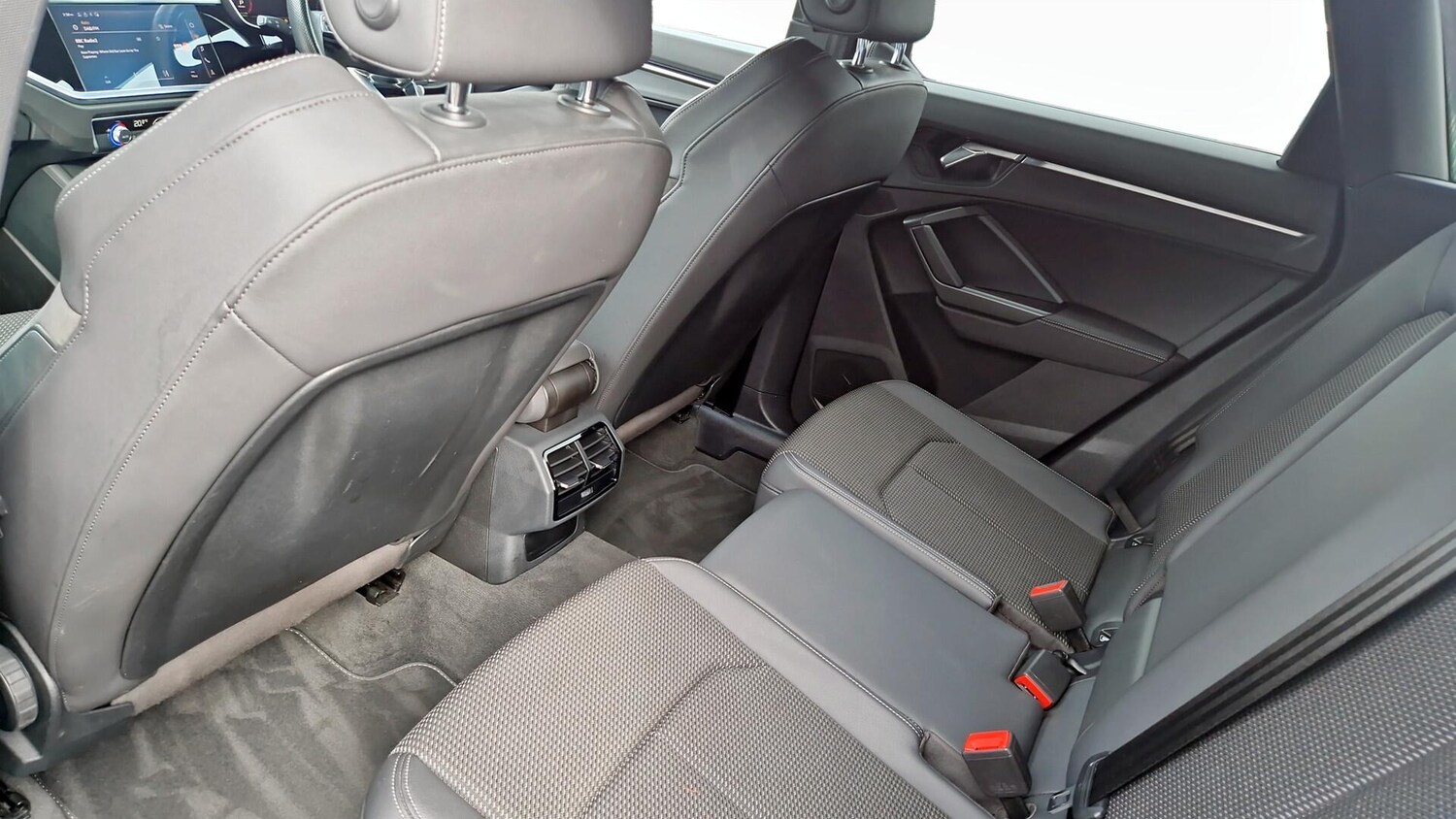 Used Audi Q3 2021 for sale - 76988698: Photo 14