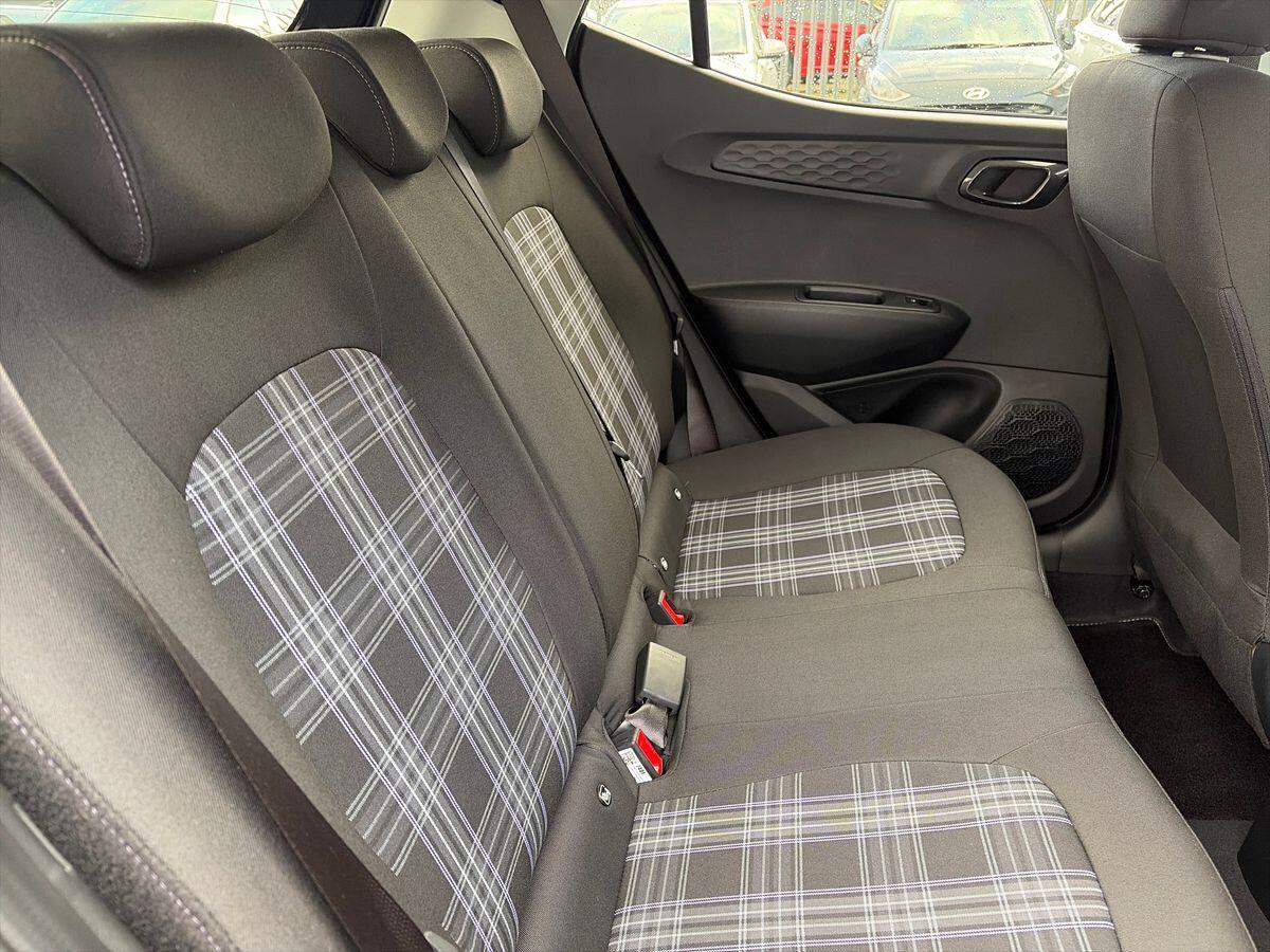 Used Hyundai i10 for sale - 77538332: Photo 19