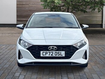Used Hyundai i20 2023 for sale - 76989818: Photo