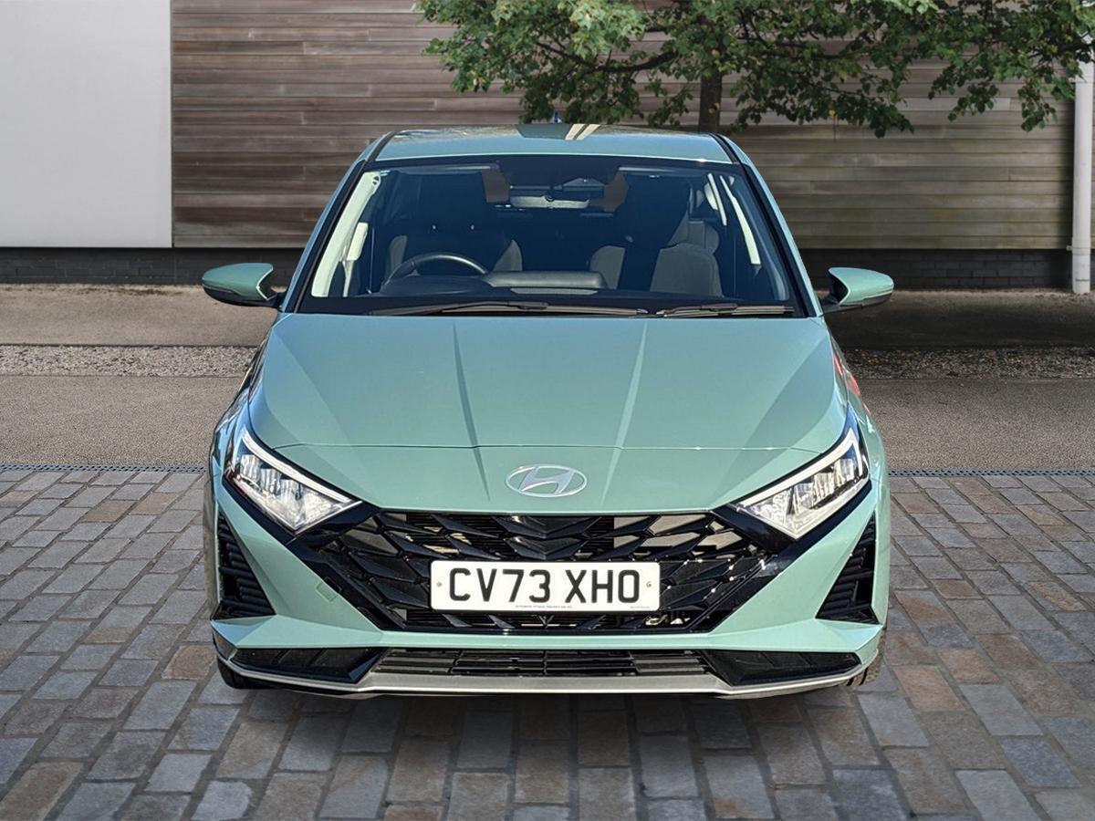 Used Hyundai i20 2023 for sale - 76715482: Photo 2