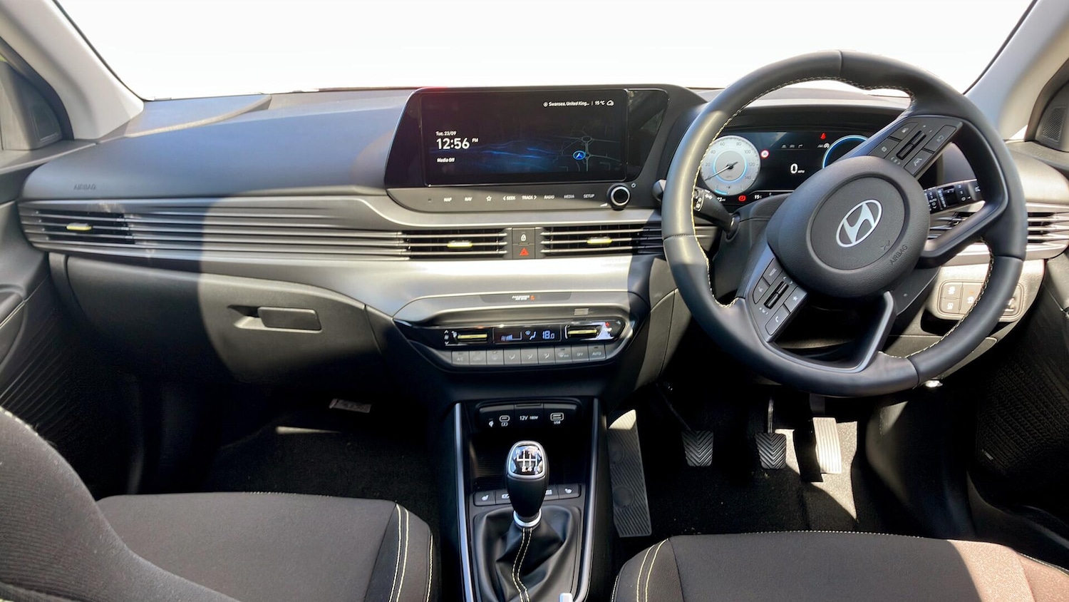 Used Hyundai i20 2025 for sale - 76990799: Photo 9