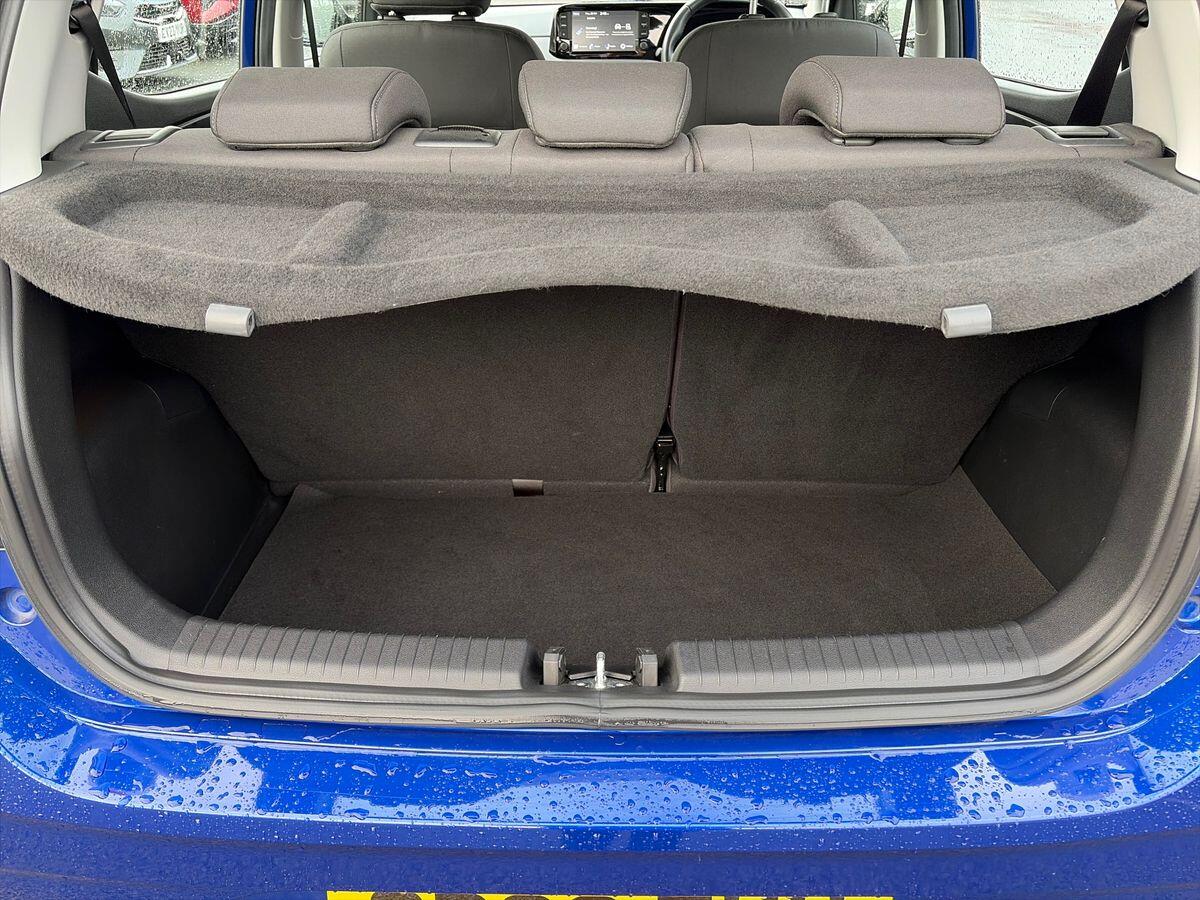 Used Hyundai i10 2023 for sale - 77306226: Photo 17