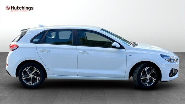 Used Hyundai i30 2022 for sale - 76094280: Photo 2