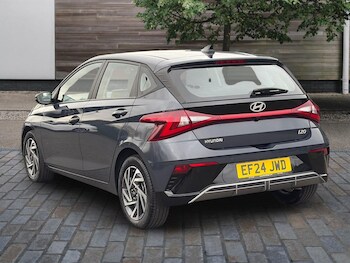 Used Hyundai i20 2024 for sale - 77330372: Photo