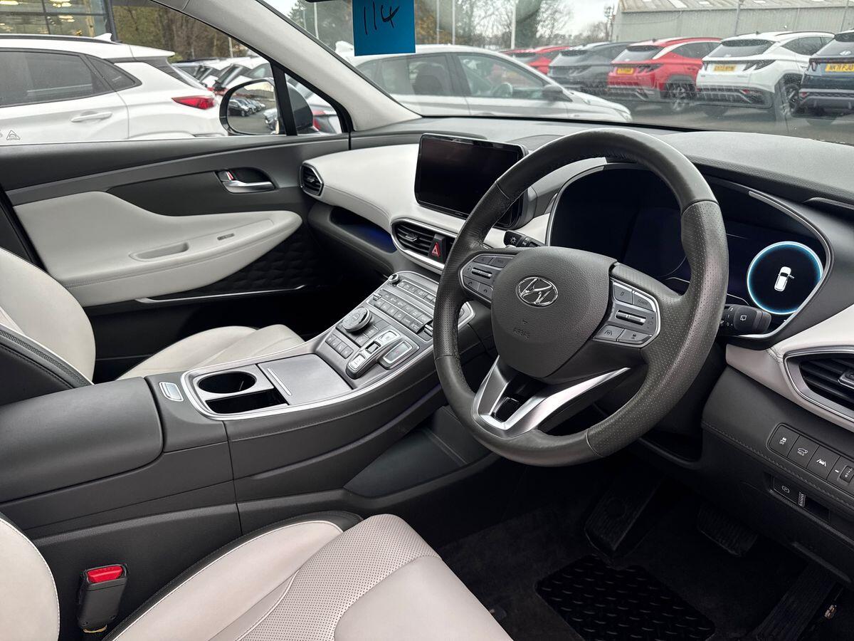 Used Hyundai Santa Fe 2023 for sale - 76633303: Photo 10