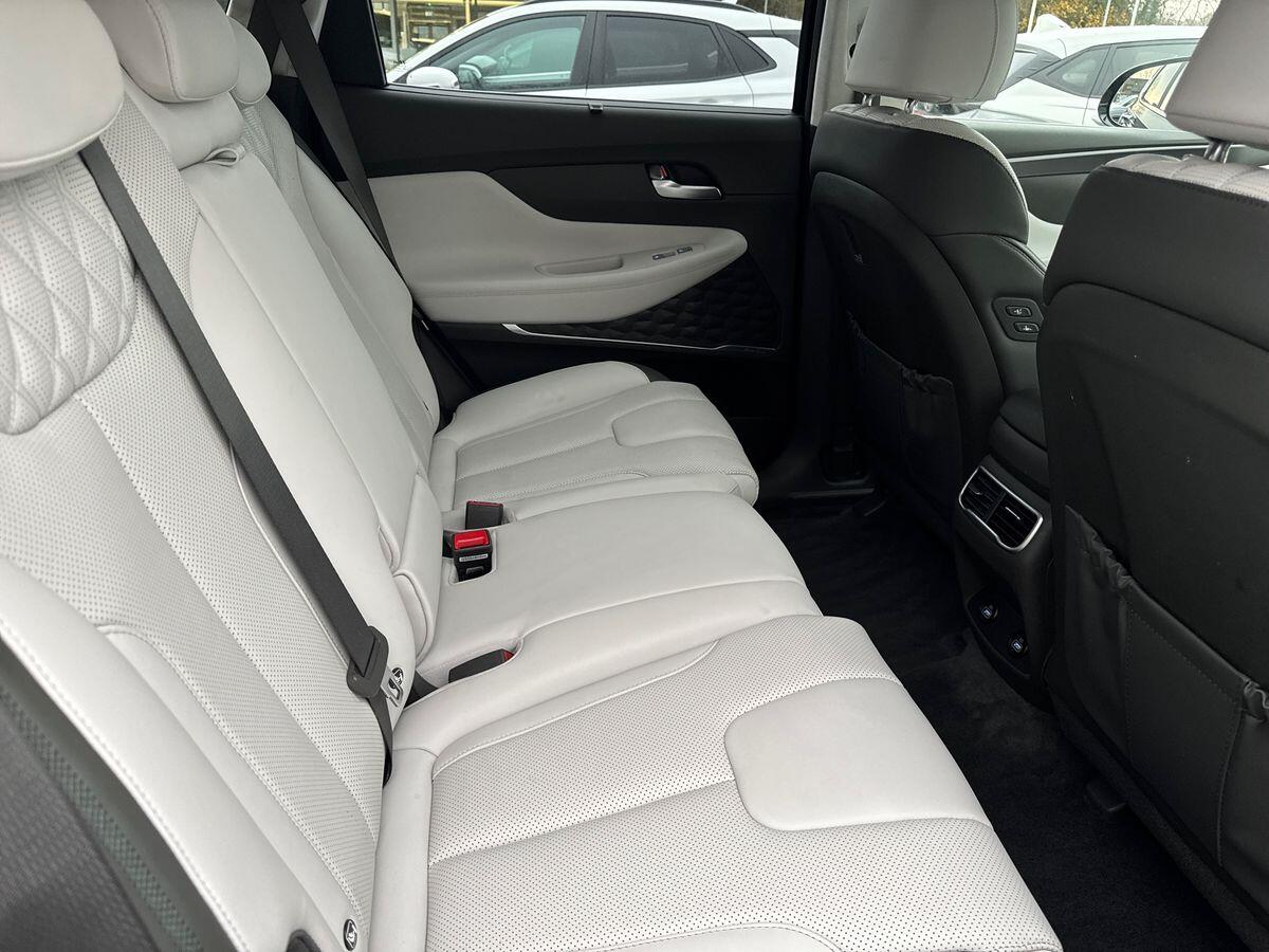 Used Hyundai Santa Fe 2023 for sale - 76633303: Photo 19