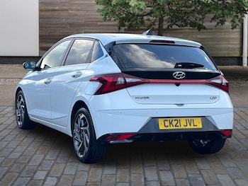 Used Hyundai i20 2021 for sale - 76993597: Photo