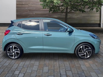 Used Hyundai i10 2024 for sale - 78128071: Photo