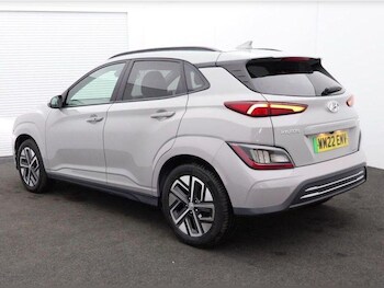 Used Hyundai KONA 2022 for sale - 76238571: Photo 2