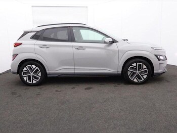 Used Hyundai KONA 2022 for sale - 76238571: Photo 3