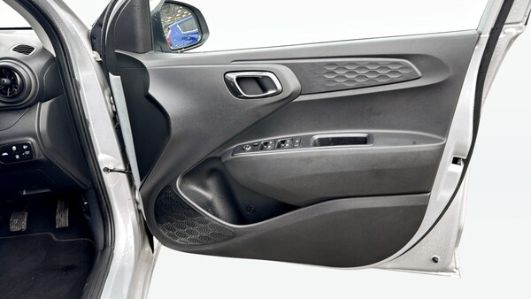 Used Hyundai i10 2021 for sale - 75478505: Photo 26