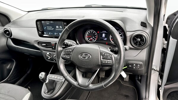 Used Hyundai i10 2021 for sale - 75478505: Photo 27