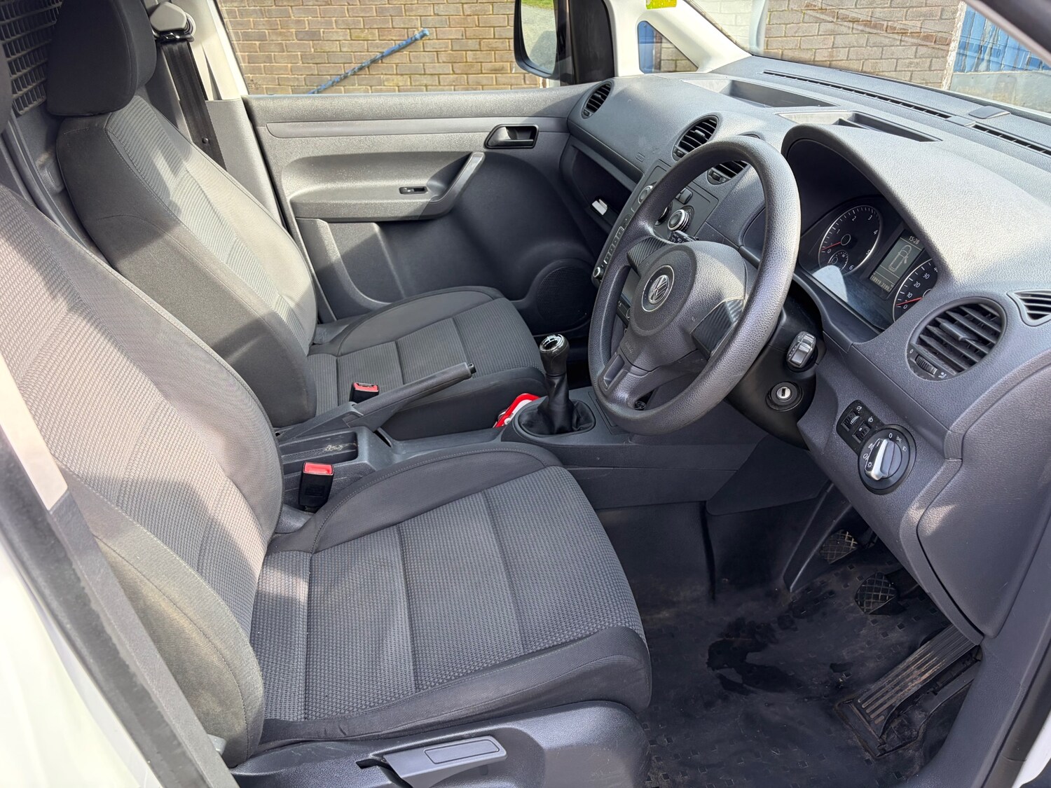 Used Volkswagen Caddy 2015 for sale - 77965492: Photo 9