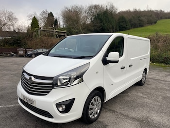 Used Vauxhall Vivaro 2016 for sale - 77045511: Photo