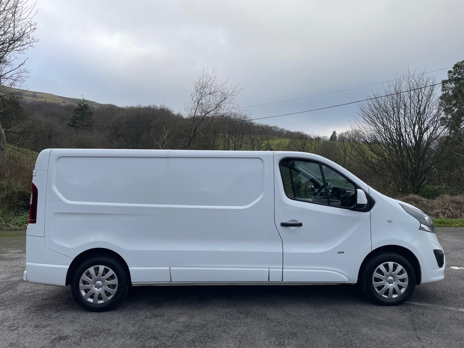 Used Vauxhall Vivaro 2016 for sale - 77045511: Photo 3