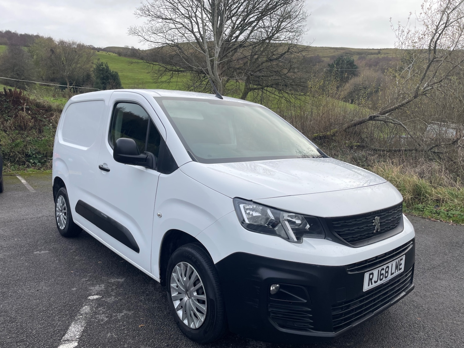 Used Peugeot Partner 2019 for sale - 76707577: Photo 1