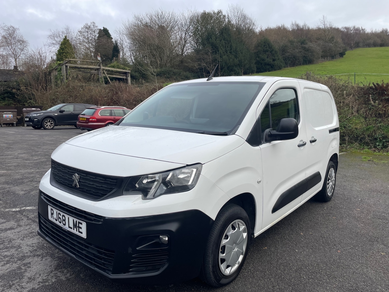 Used Peugeot Partner 2019 for sale - 76707577: Photo 2