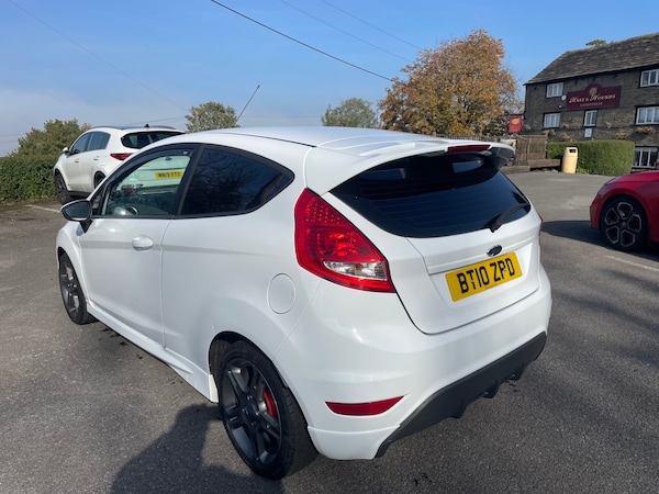 Used Ford Fiesta 2010 for sale - 76249634: Photo 6
