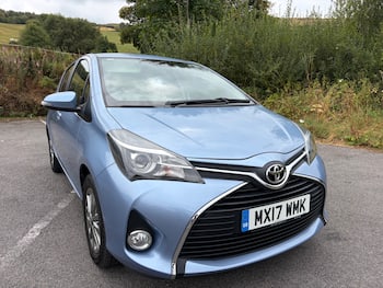 Used Toyota Yaris 2017 for sale - 79557037: Photo