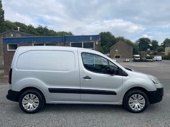Used Citroen Berlingo 2014 for sale - 75381763: Photo