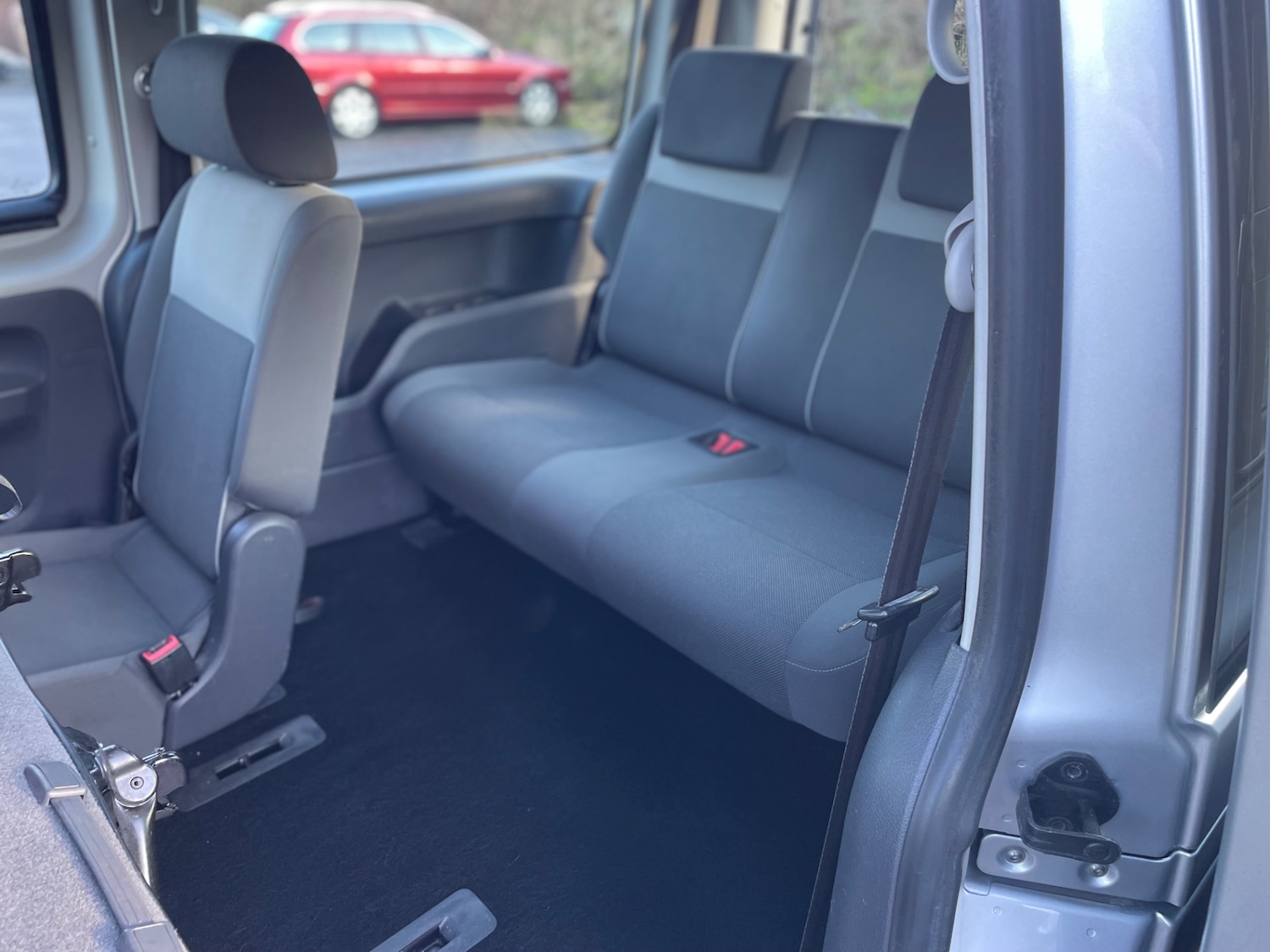 Used Volkswagen Caddy Maxi Life 2011 for sale - 77225323: Photo 15