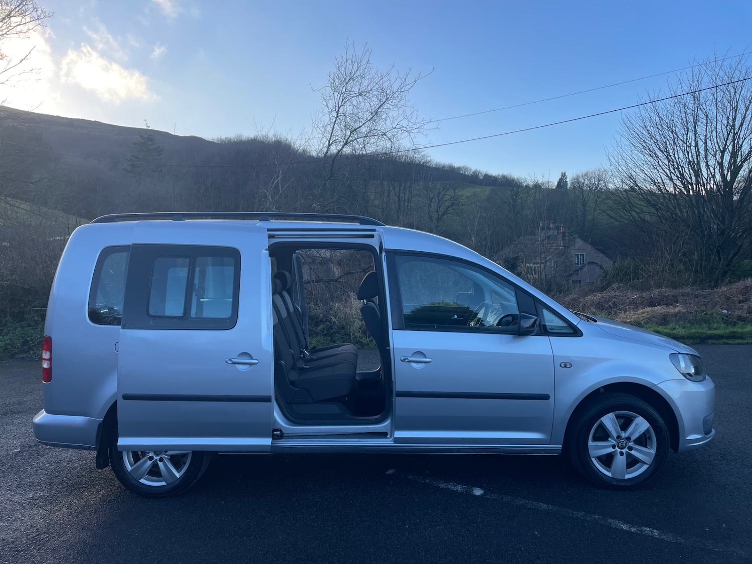 Used Volkswagen Caddy Maxi Life 2011 for sale - 77225323: Photo 9