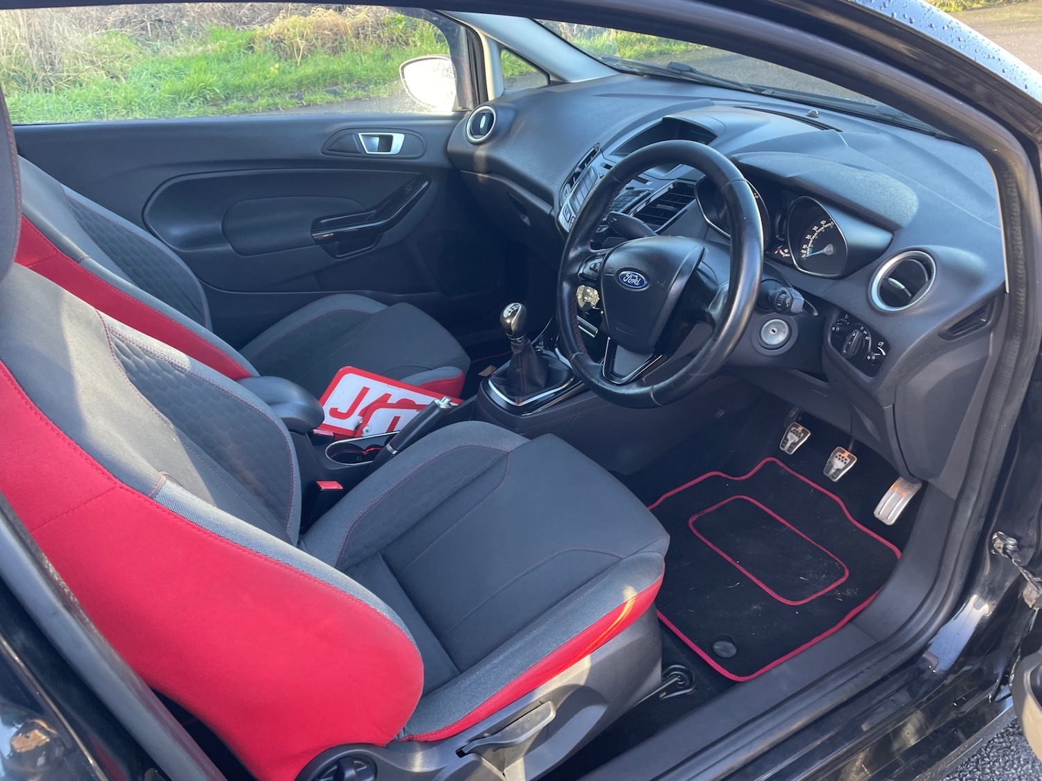 Used Ford Fiesta 2015 for sale - 77001949: Photo 9