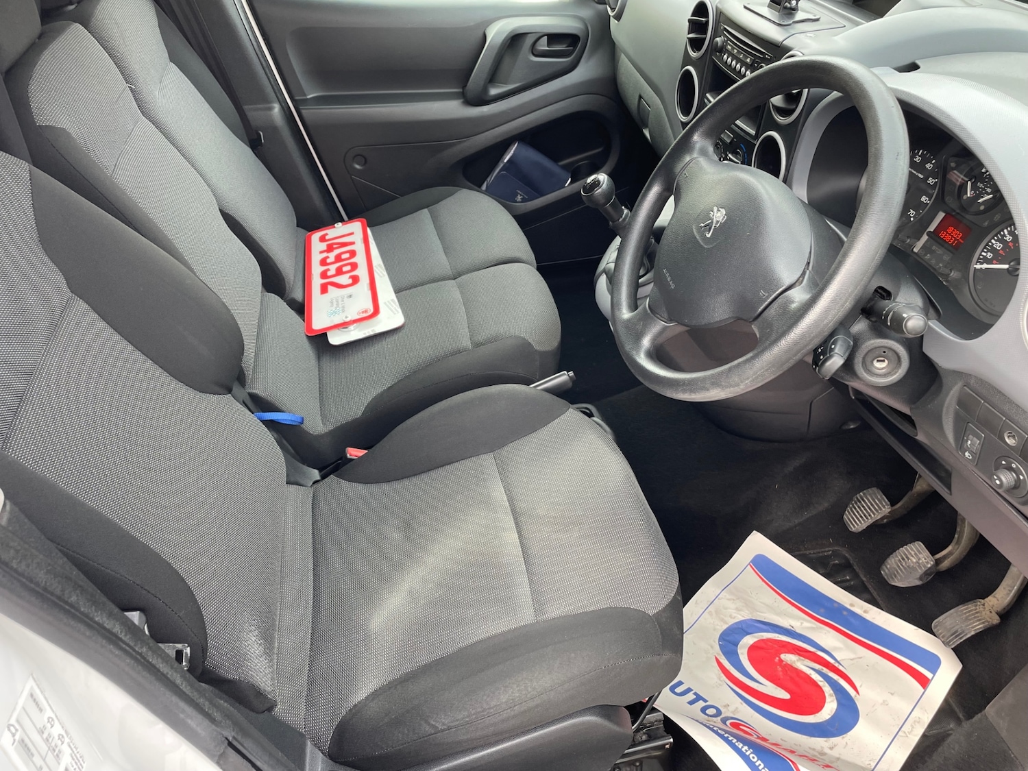 Used Peugeot Partner 2017 for sale - 76565951: Photo 12