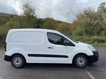 Used Peugeot Partner 2017 for sale - 76565951: Photo