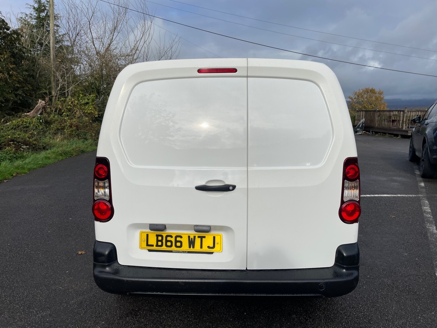 Used Peugeot Partner 2017 for sale - 76565951: Photo 7