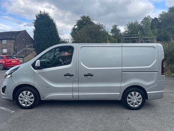 Used Vauxhall Vivaro 2017 for sale - 75584610: Photo