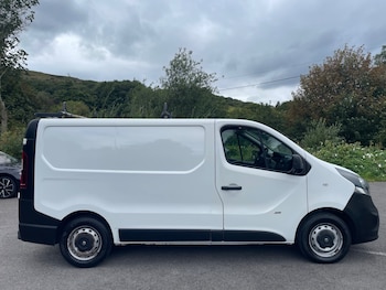 Used Vauxhall Vivaro 2015 for sale - 75932012: Photo