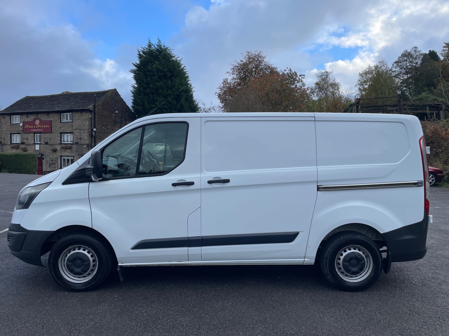 Used Ford Transit Custom 2015 for sale - 76347279: Photo 4