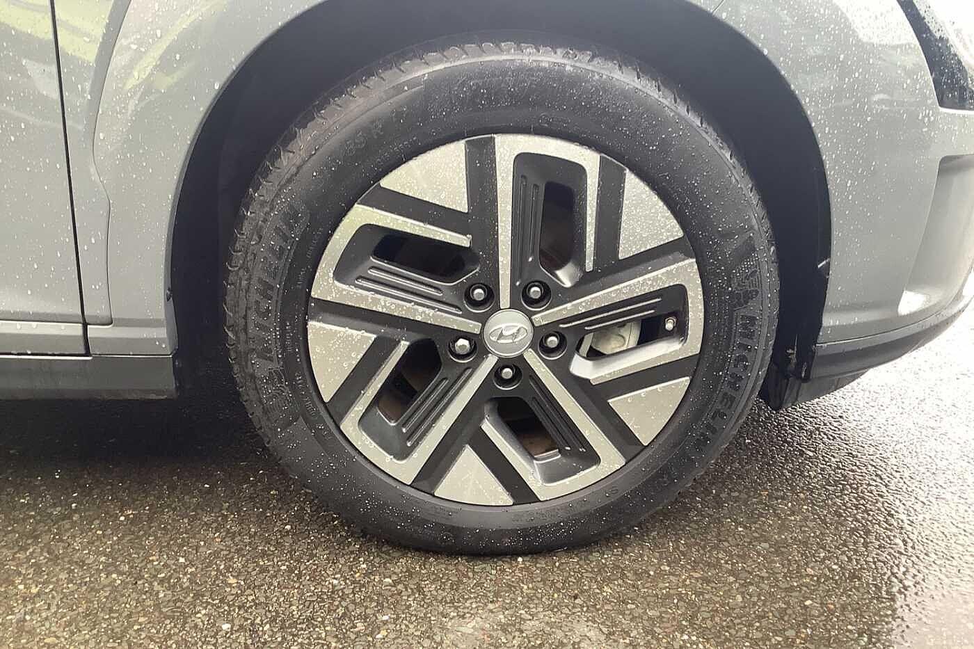 Used Hyundai KONA 2023 for sale - 76976394: Photo 10