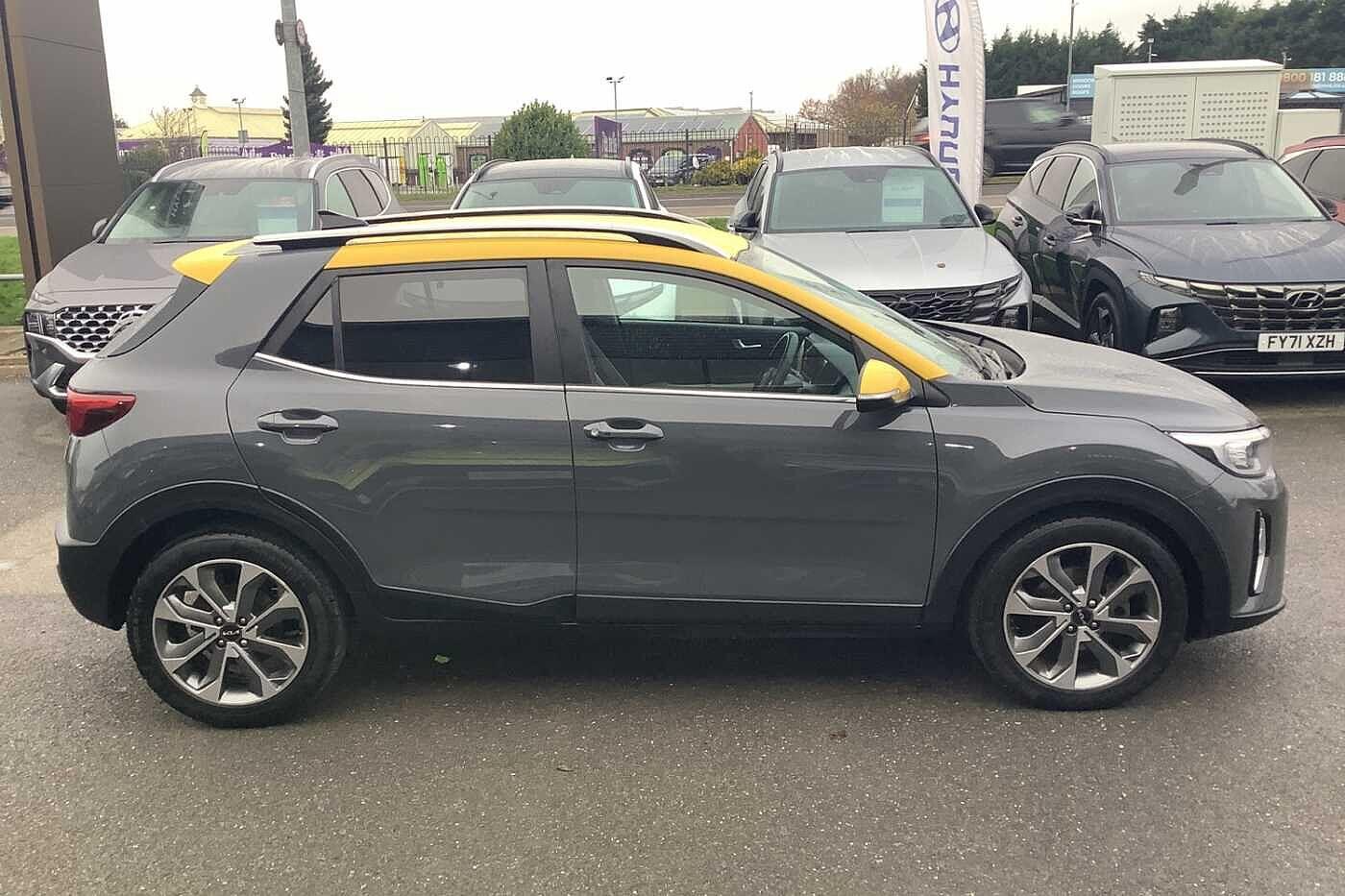 Used Kia Stonic 2023 for sale - 76936649: Photo 4