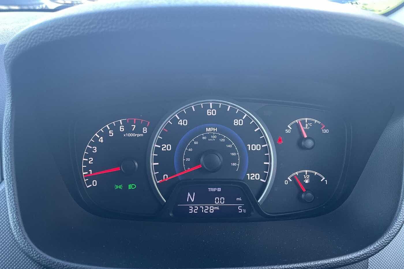 Used Hyundai i10 2017 for sale - 77331165: Photo 17