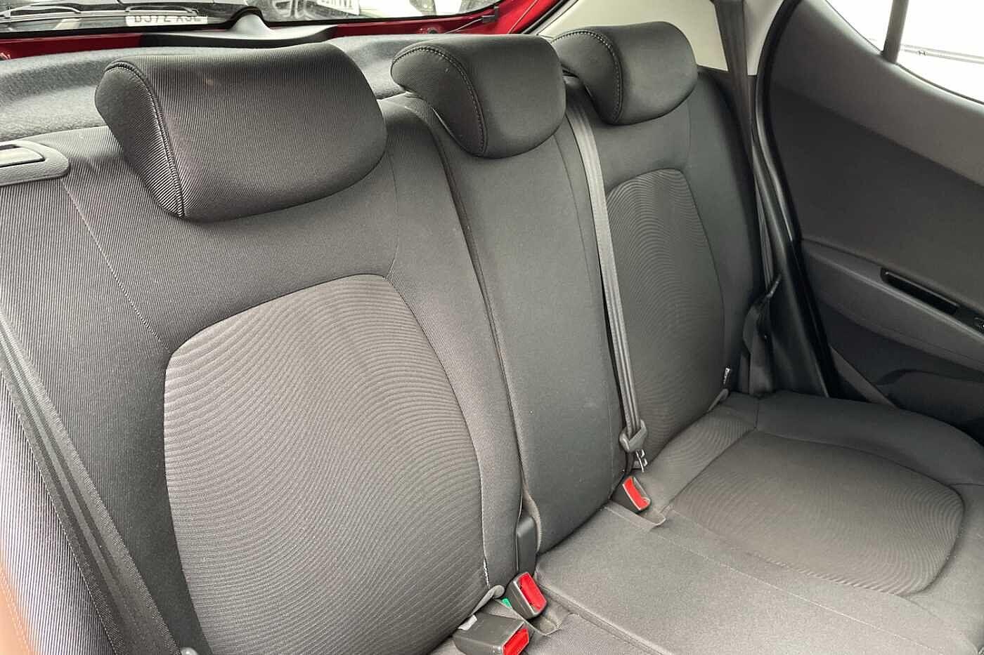 Used Hyundai i10 2017 for sale - 76802391: Photo 13