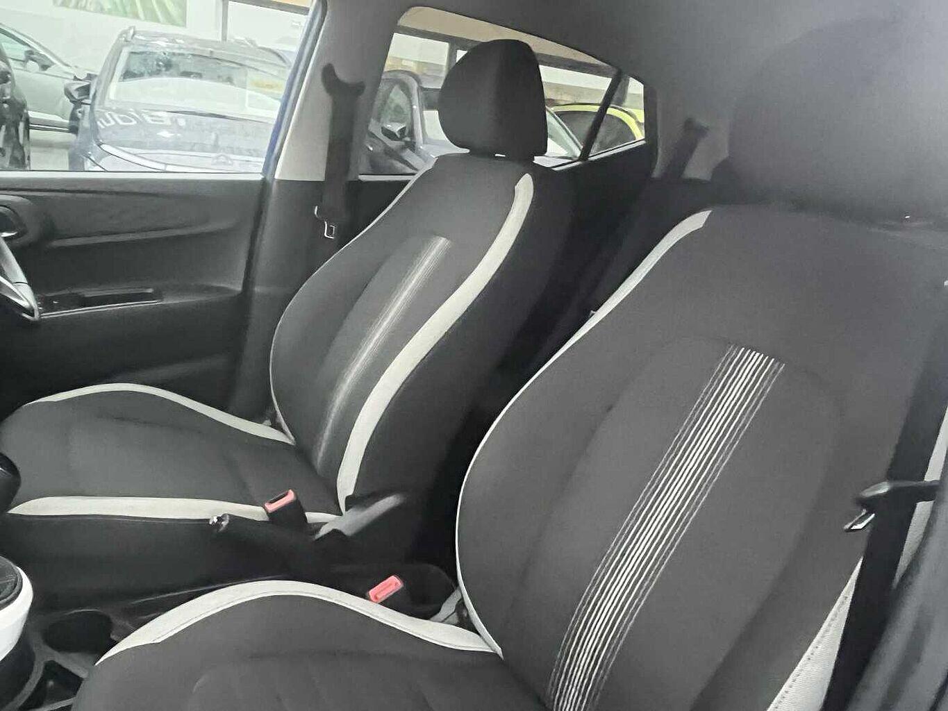 Used Hyundai i10 for sale - 77351902: Photo 10